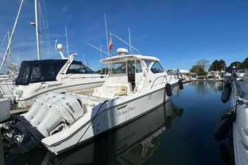 2020 Pursuit OS 355 Offshore