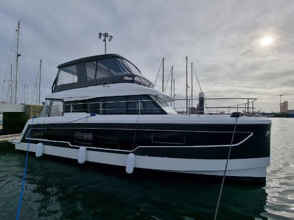 Fountaine Pajot MY5
