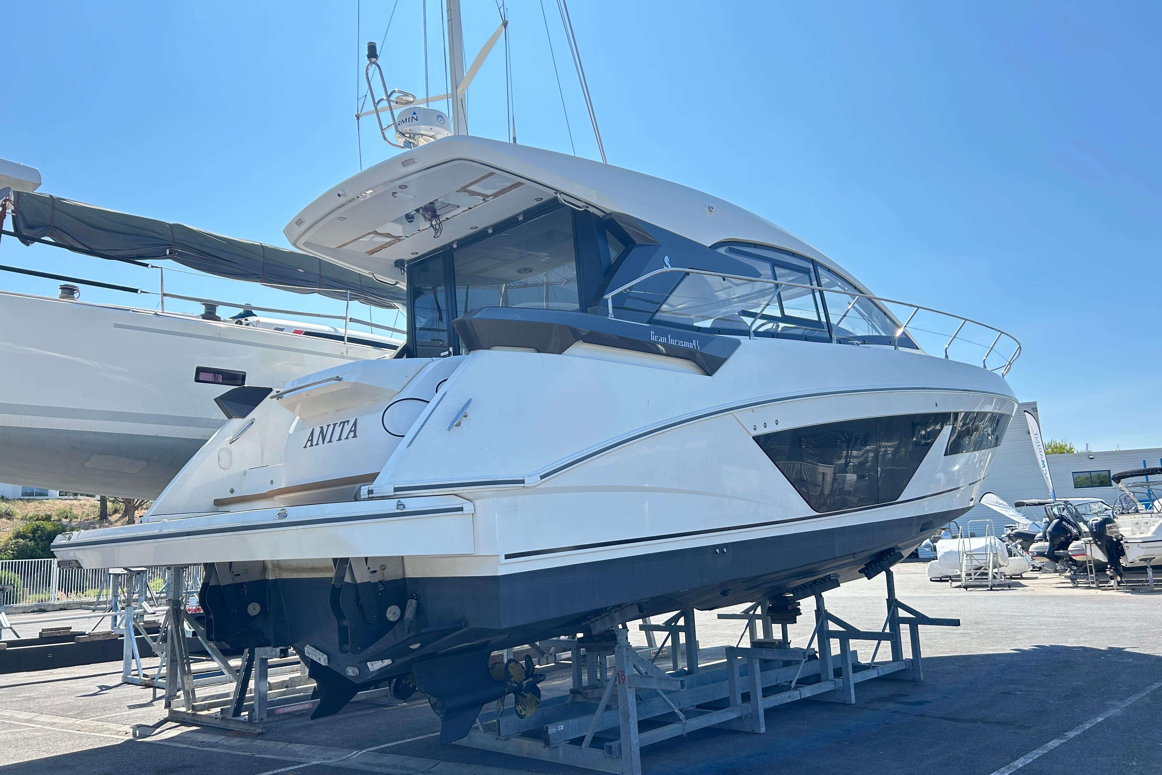 2022 Beneteau Gran Turismo 45