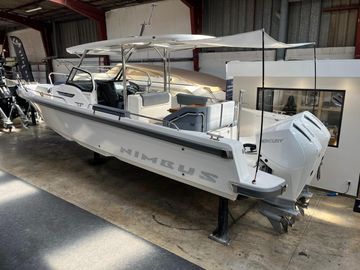 2023 Nimbus Tender 9