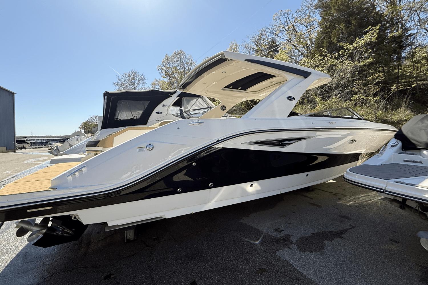 Sea Ray SLX 310