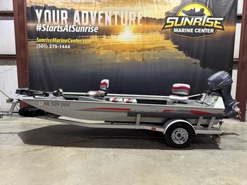 2005 Lakesport 18SST W/Yamaha 40