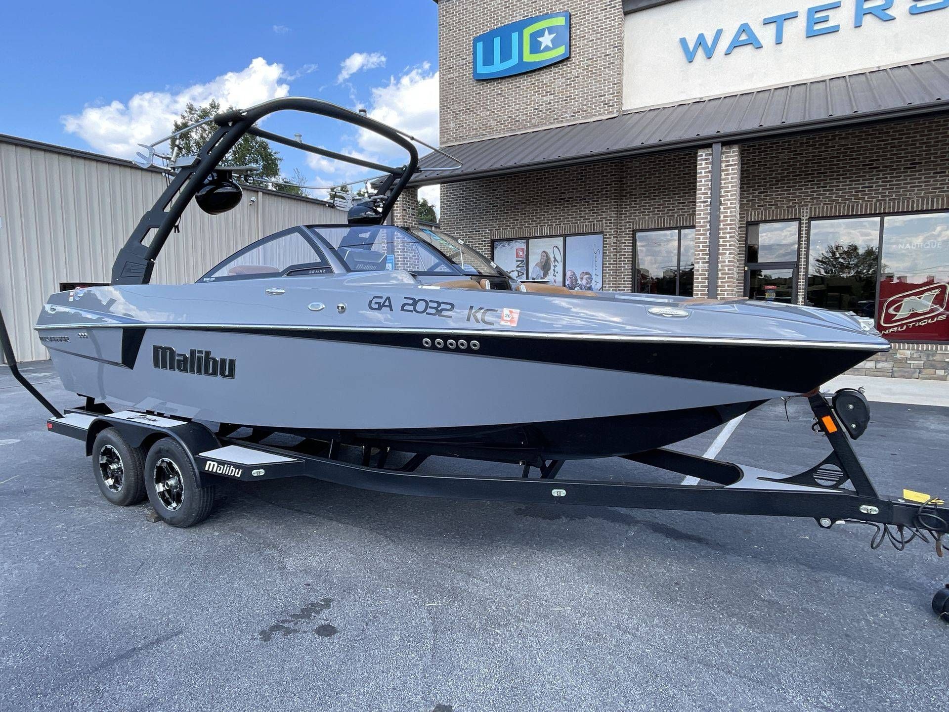 Malibu Wakesetter 22 MXZ