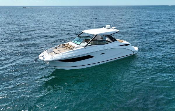 2019 Sea Ray Sundancer 320