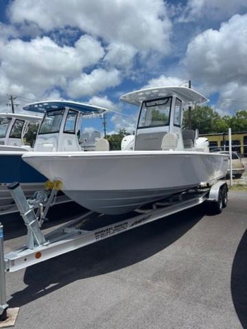 Sportsman Masters 247 Bay Boat