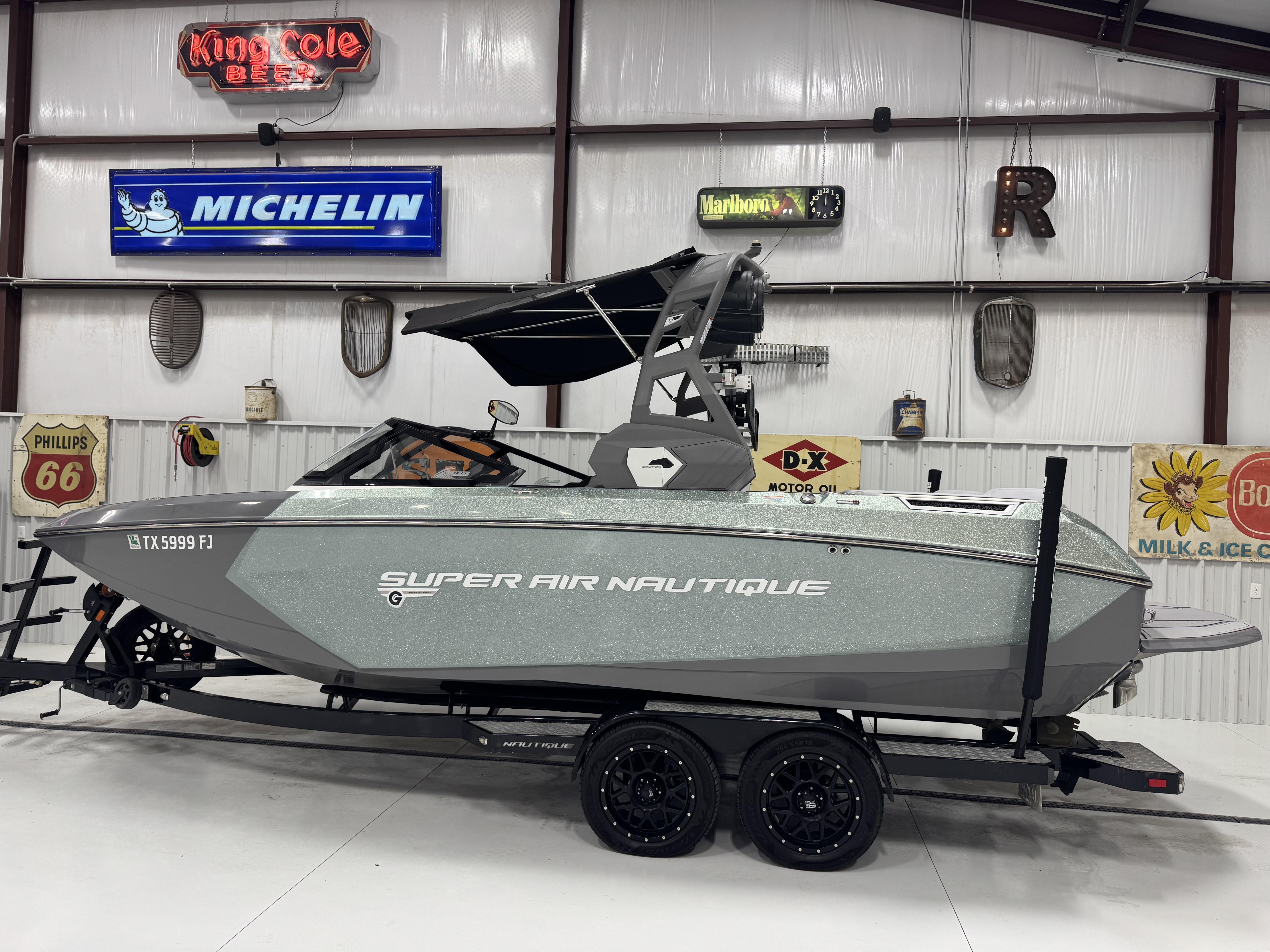 2020 Nautique G23