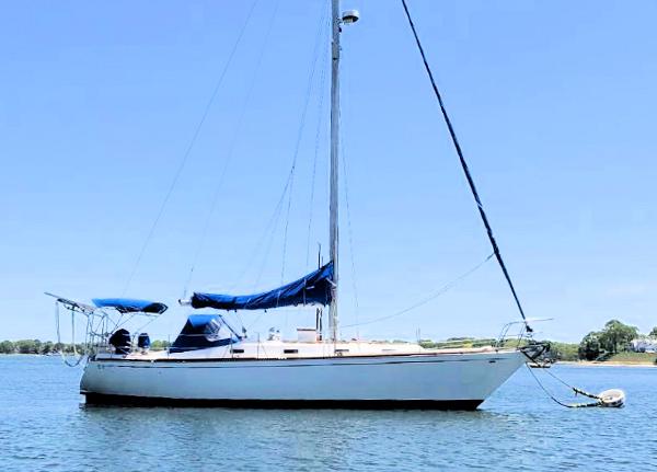 Tartan 37