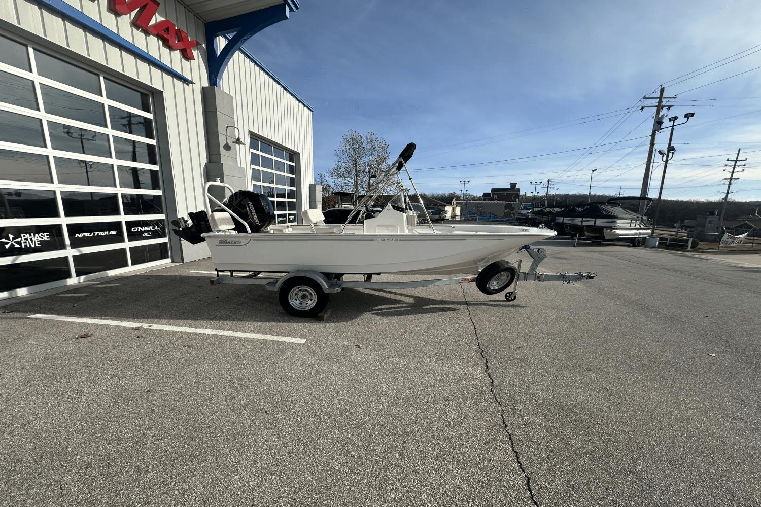 Boston Whaler 170 Montauk