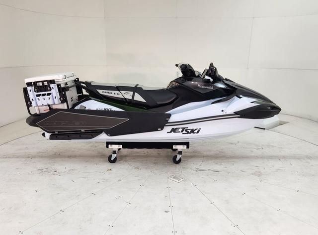 2025 Kawasaki Ultra 160