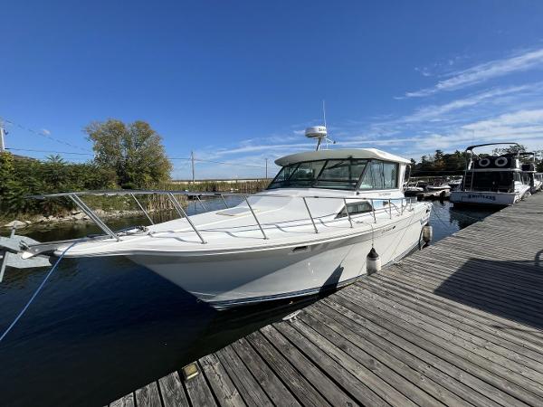 1996 Baha Cruisers 313 Weekender