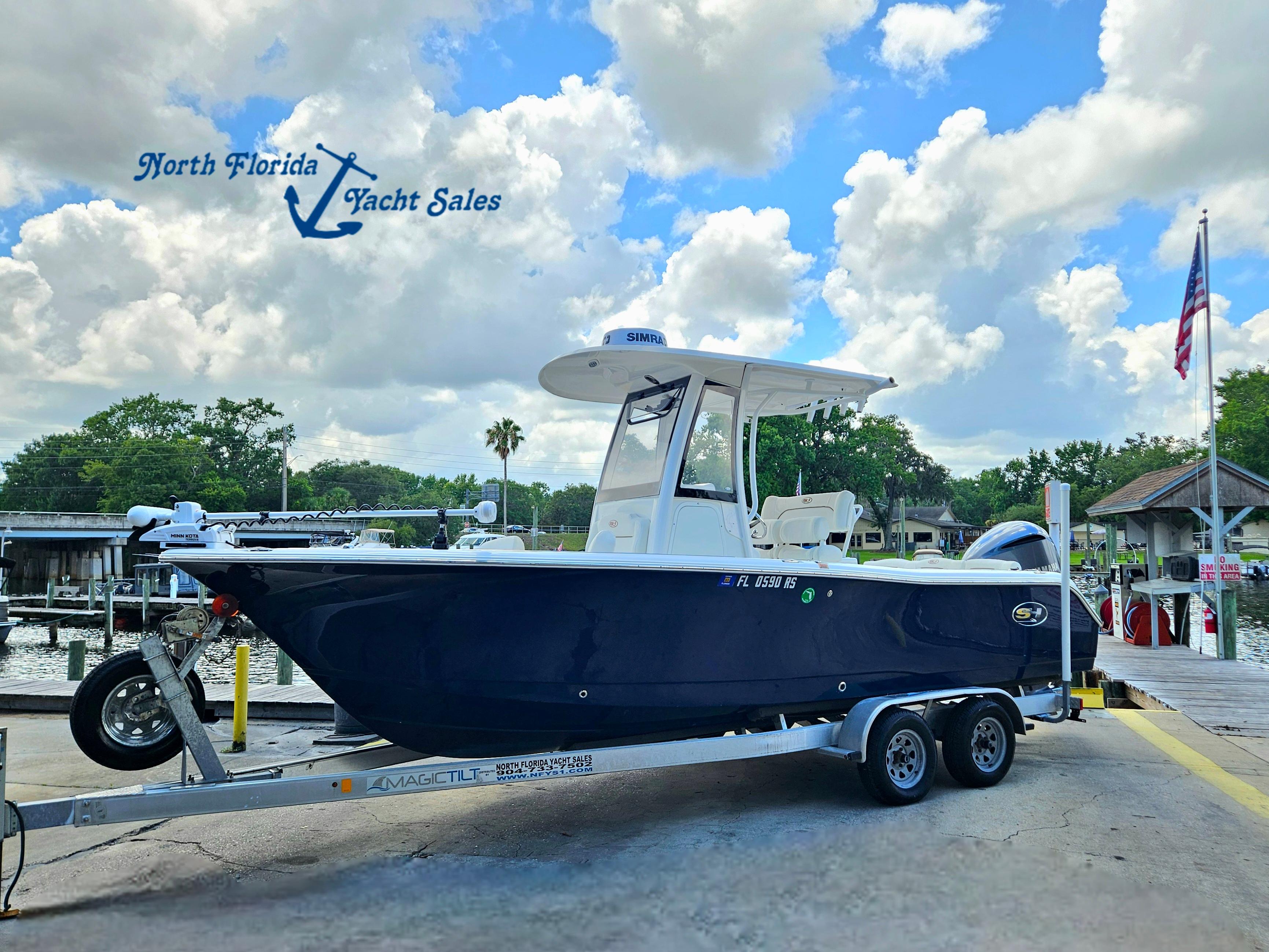 2018 Sea Hunt Ultra 235 SE