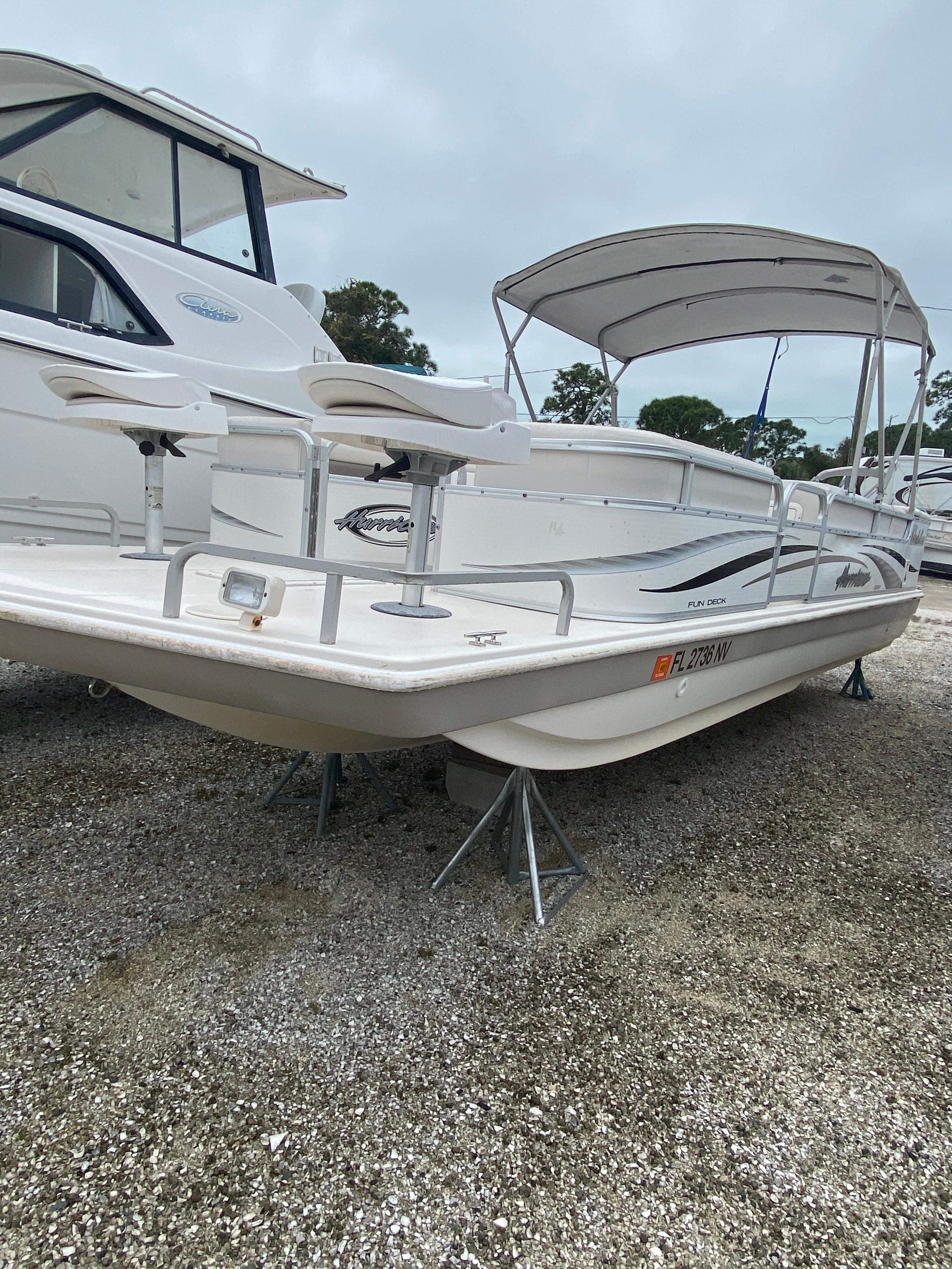 hurricane fun deck boat seats