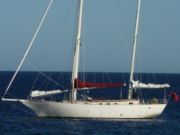 Custom Ketch 48