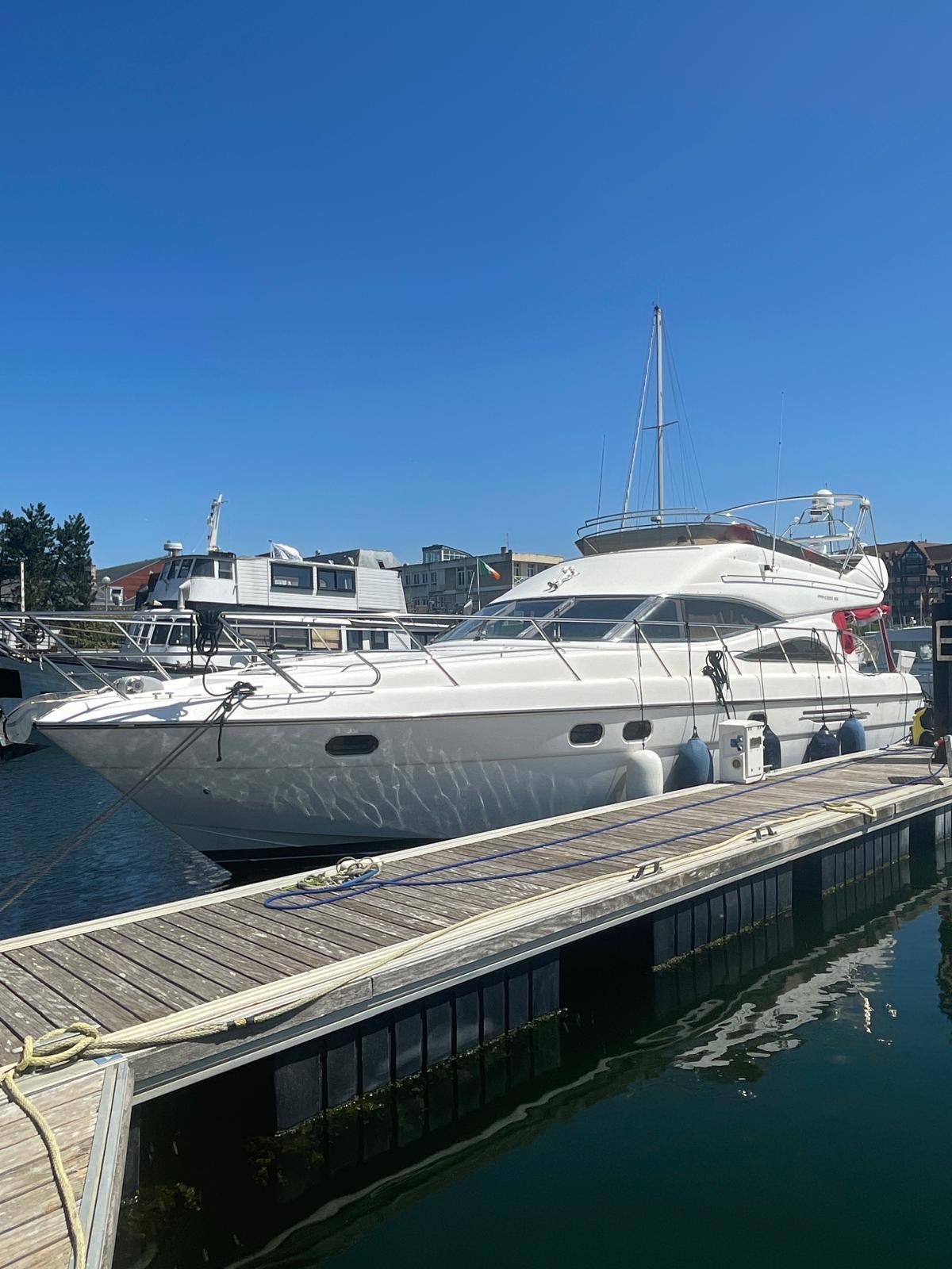 1999 Princess Princess 52