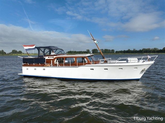 1968 Super Van Craft 14.70