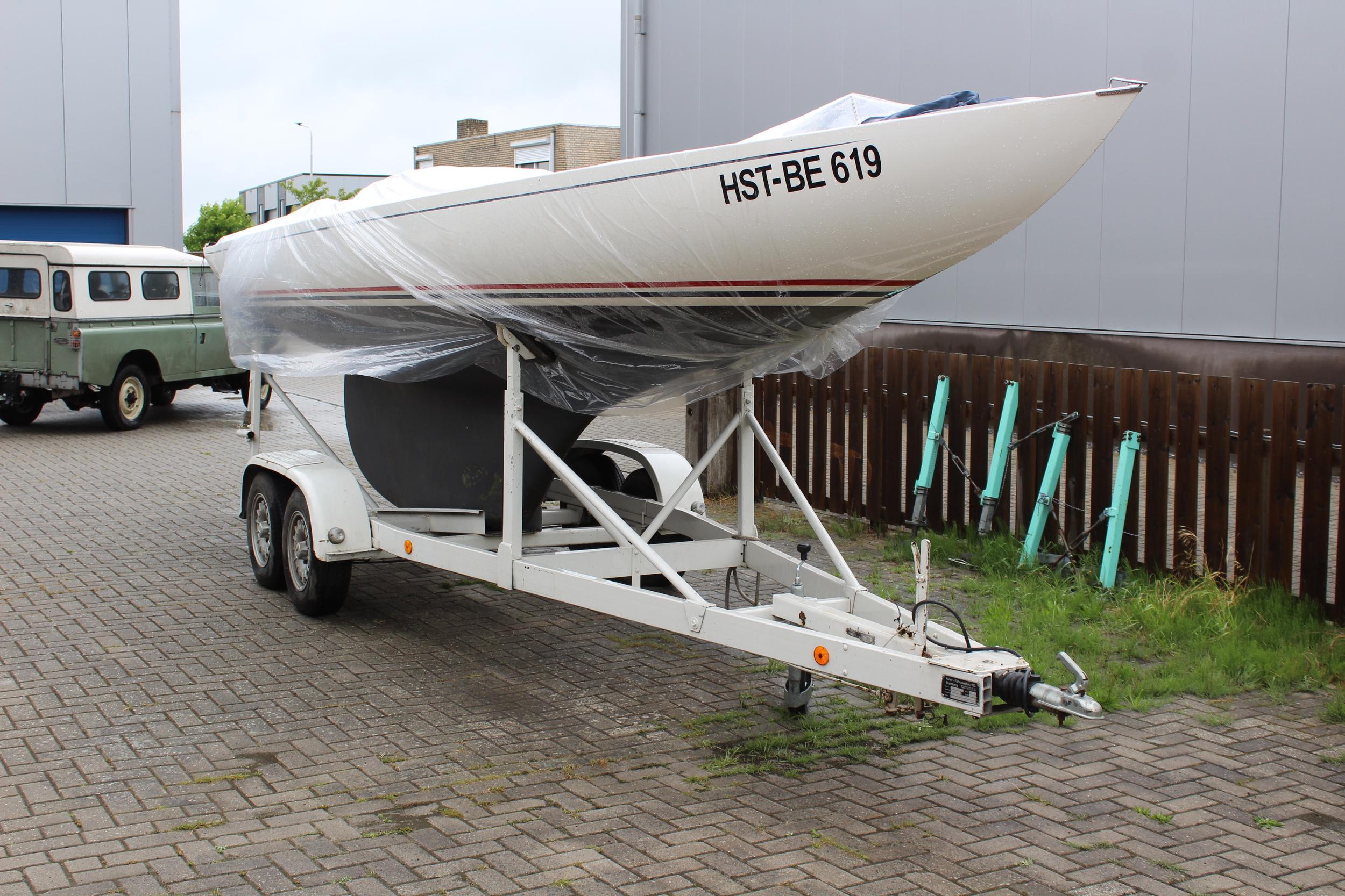 1995 Draak 870