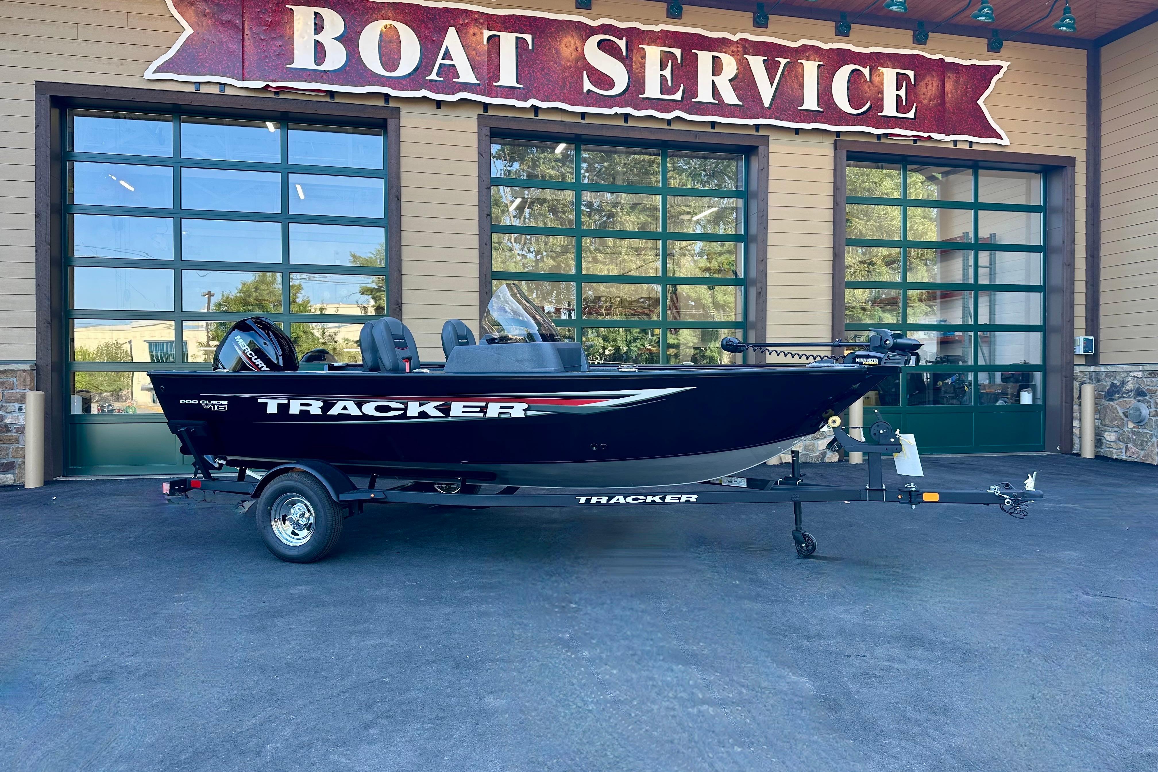 2026 Tracker Pro Guide V-16 SC