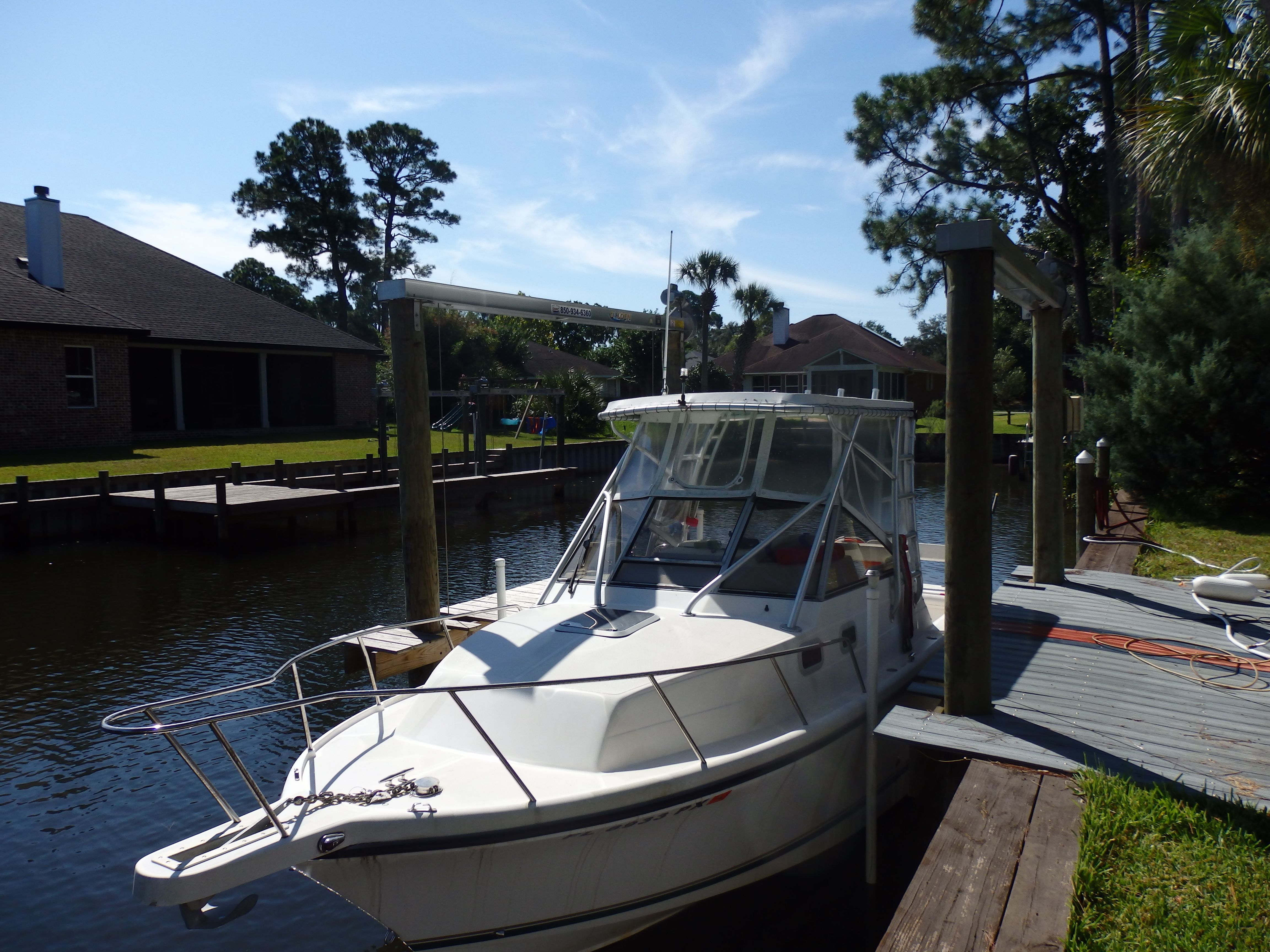 2001 Shamrock 260 Express
