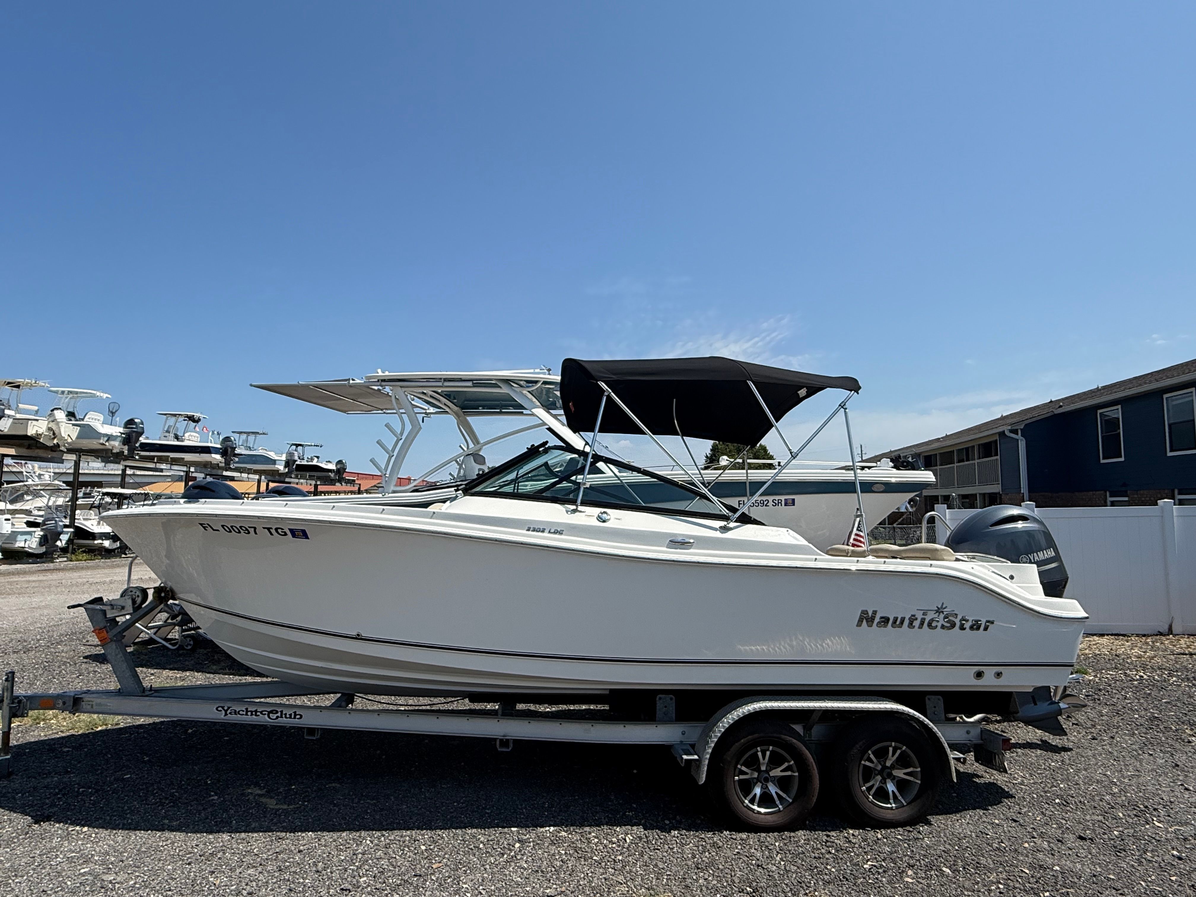 2018 NauticStar 2302 LDC