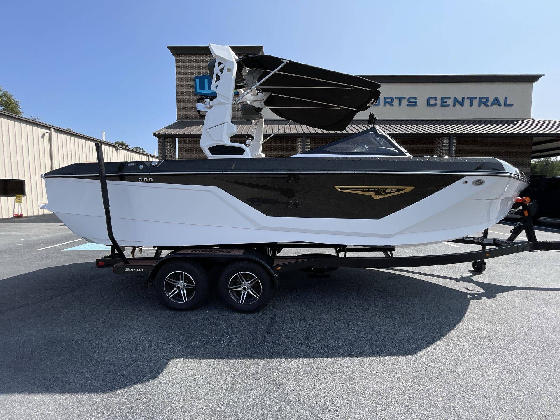 2025 Nautique S23