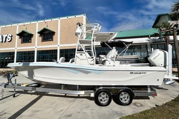 2024 Ranger 2660 Bay