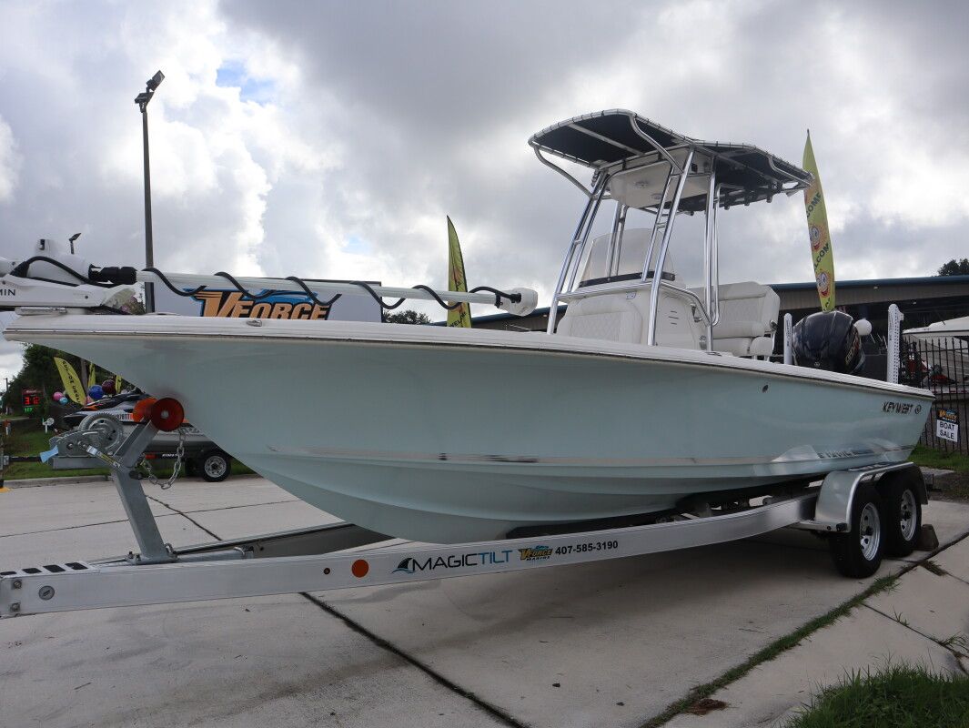 Key West Bay Reef 230BR