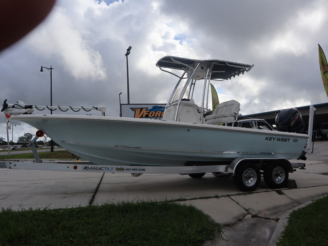 2025 Key West Bay Reef 230BR