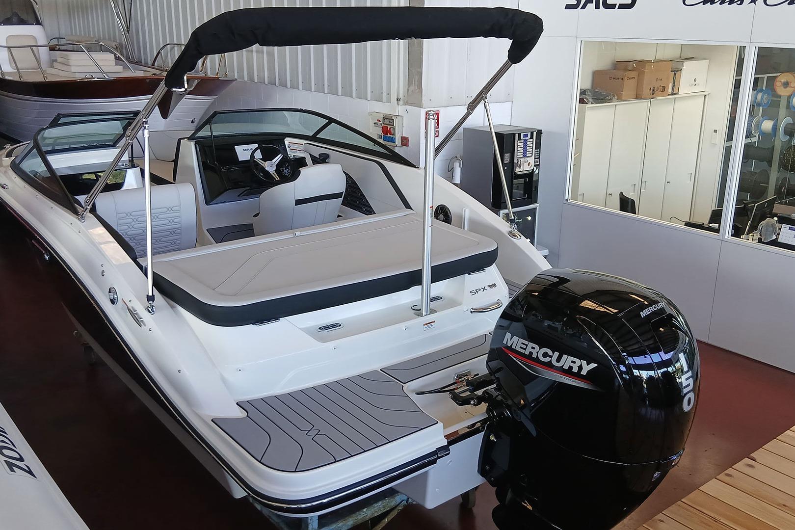 2026 Sea Ray SPX 190 Outboard
