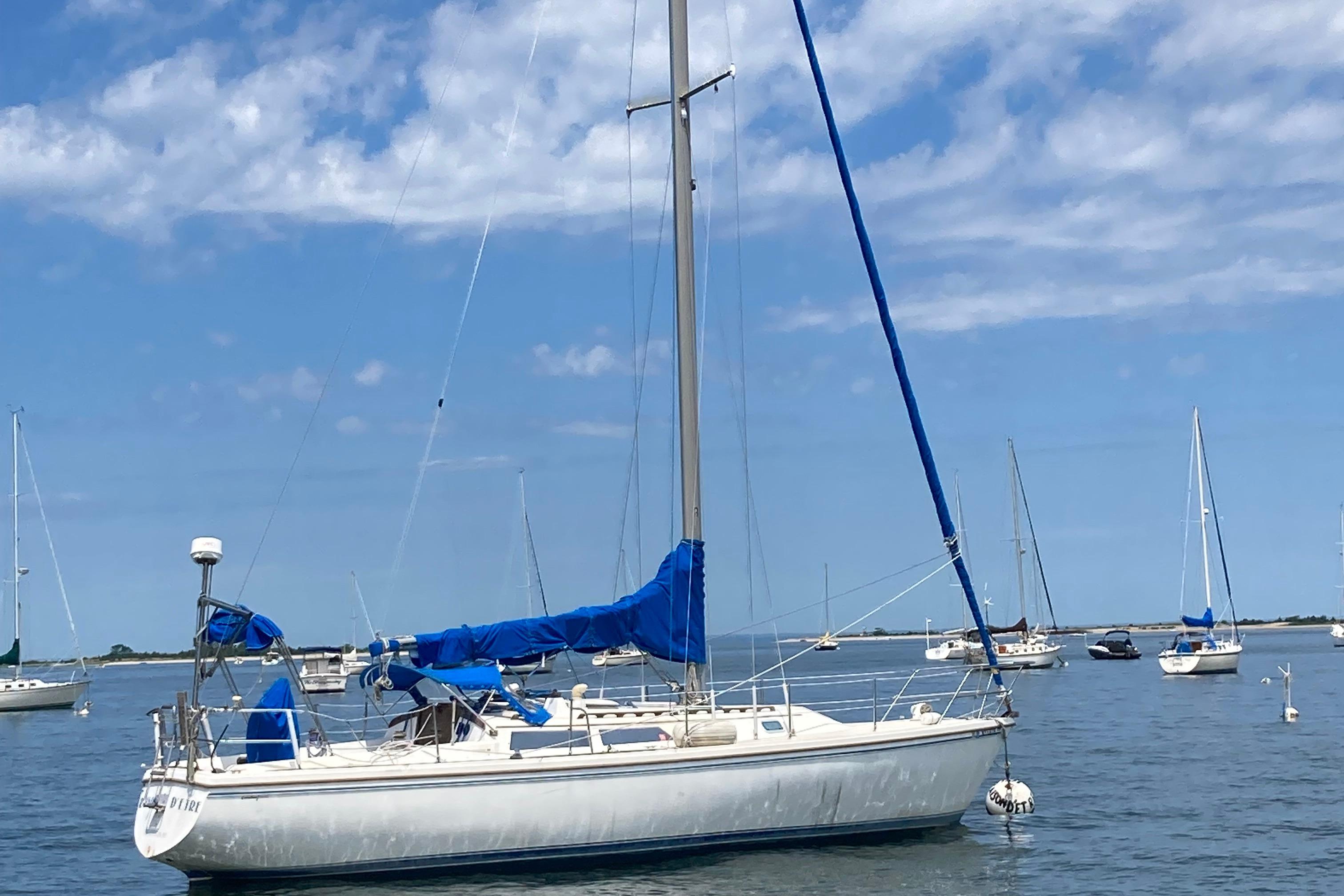 sailboatdata catalina 36