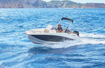 2025 Quicksilver Activ 555 Open