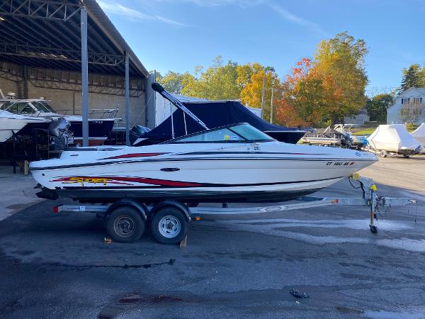 2013 Sea Ray 205 Sport