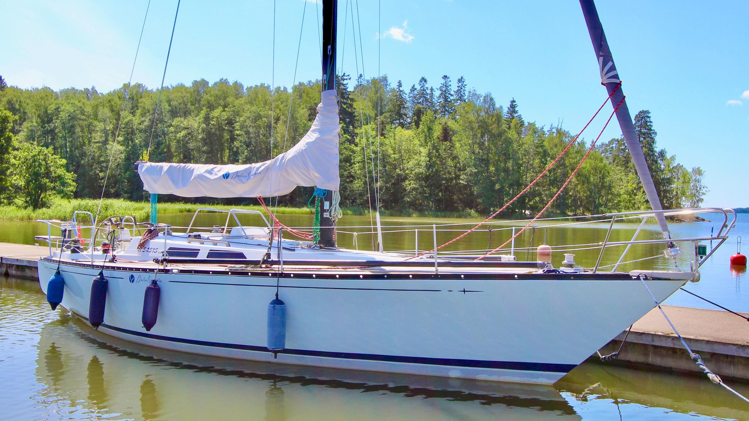 1979 Baltic 37