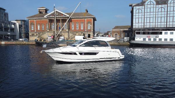 Jeanneau Leader 9