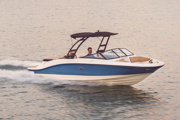 Sea Ray SPX 210 Manufacturer Provided Image