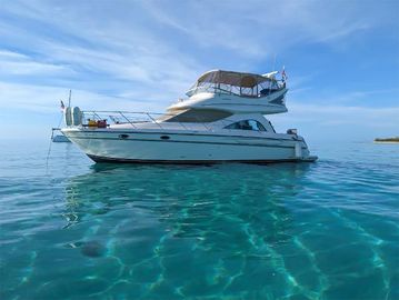 1999 Maxum 4100 SCB