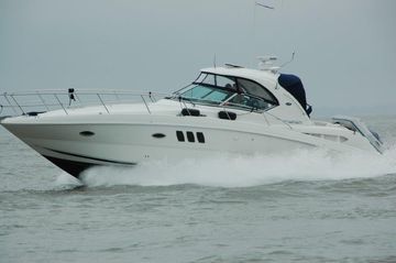 2010 Sea Ray 390 Sundancer
