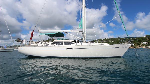 2001 Oyster 45 Deck Saloon