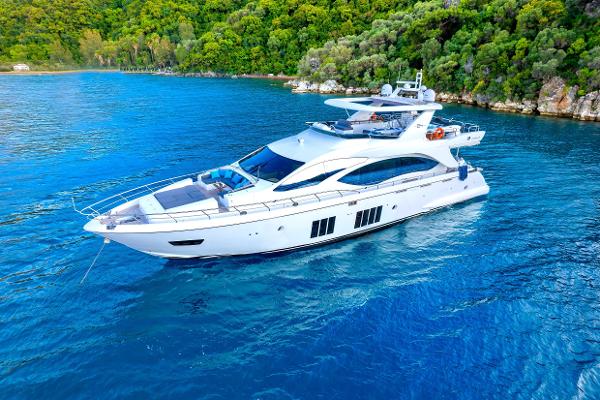 2016 Azimut 84