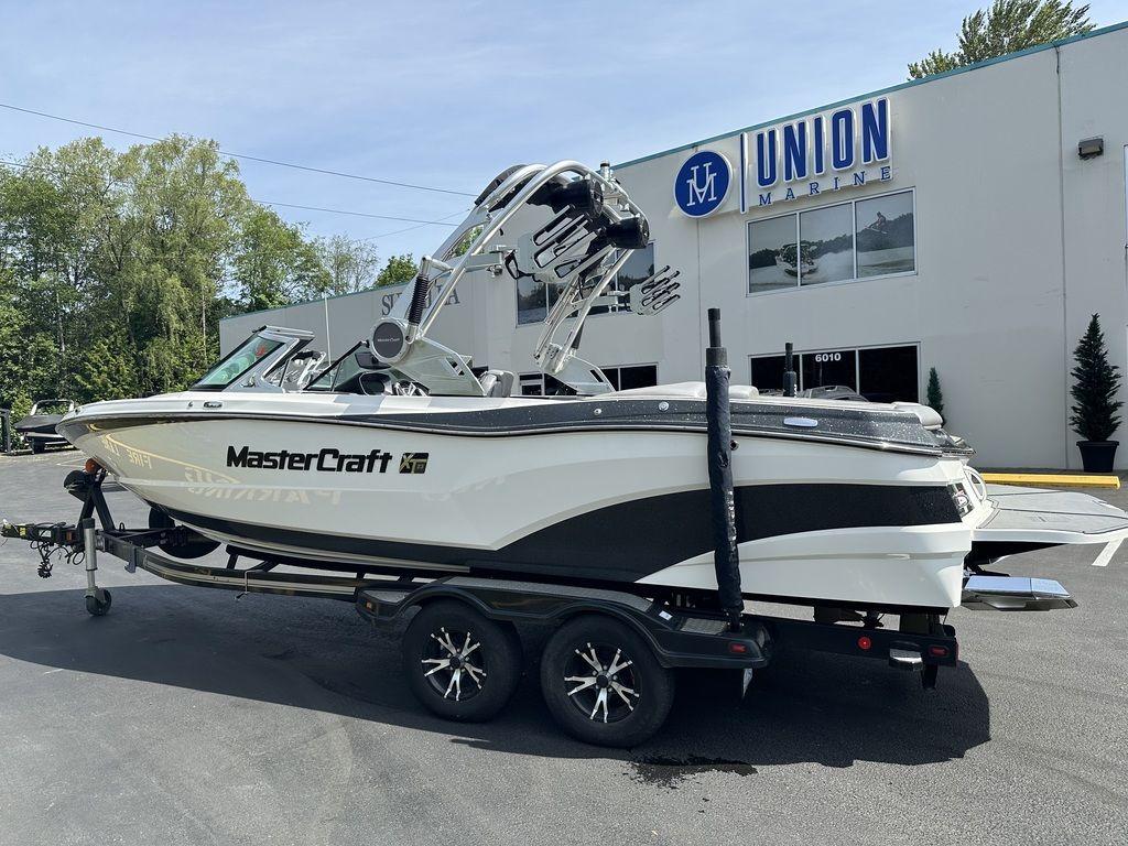MasterCraft XT23