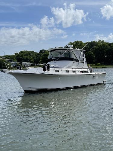 2005 Albin 45 Command Bridge