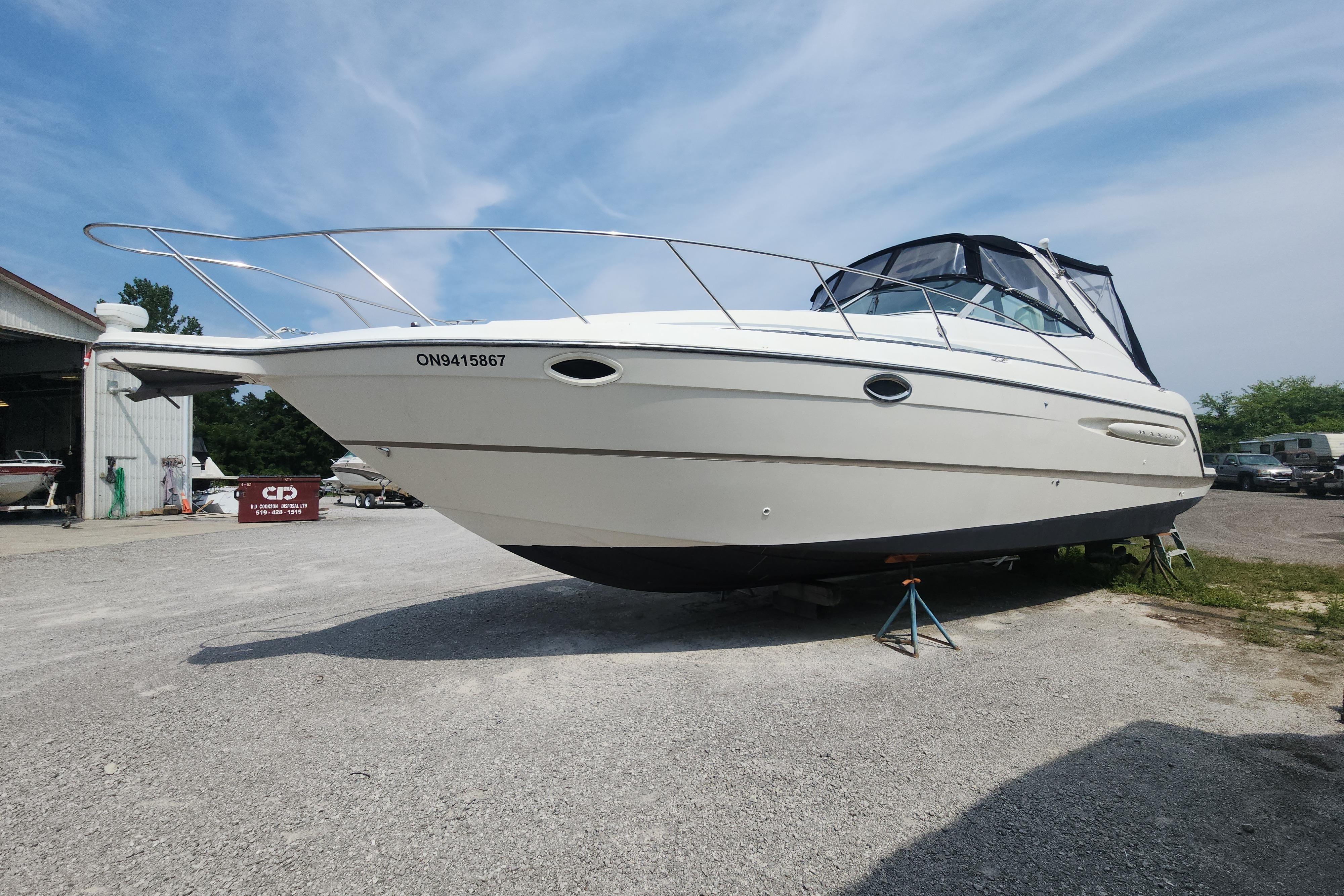2000 Maxum 3300 SCR