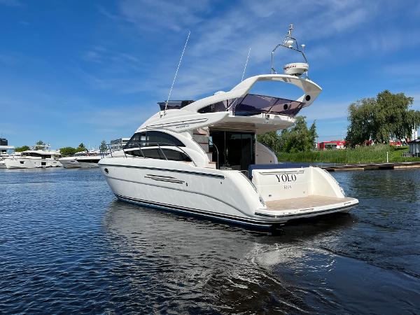 2012 Princess P42
