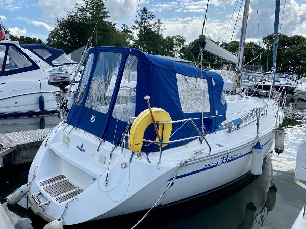 Bavaria 33