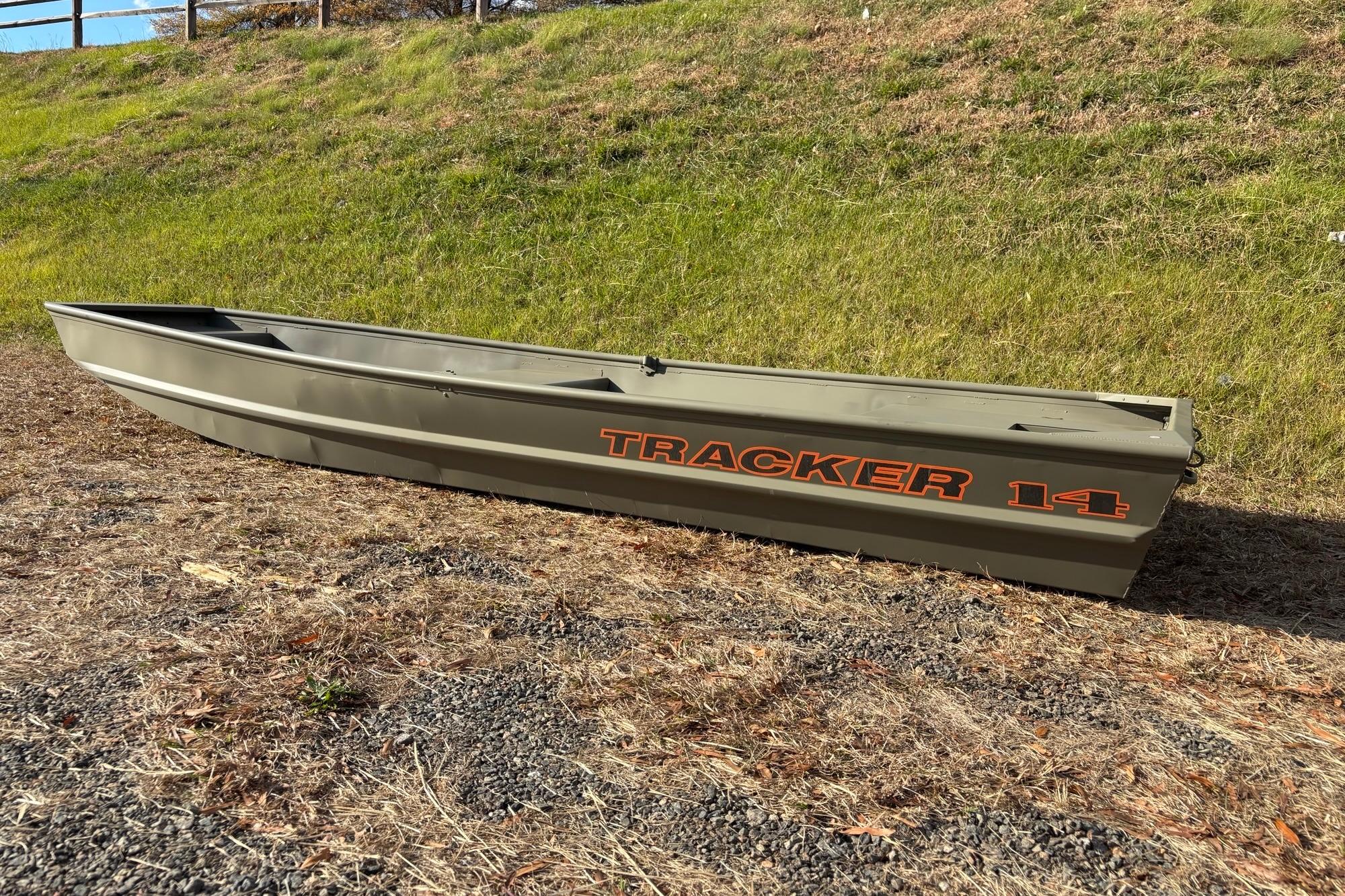 2026 Tracker Grizzly 14 Jon