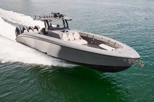 2025 Midnight Express 43' Open