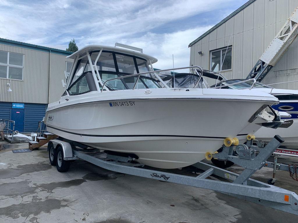Boston Whaler 240 Vantage