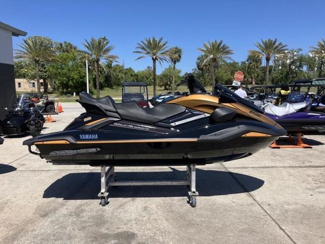 2025 Yamaha WaveRunner FX Cruiser HO