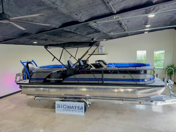 Berkshire 25RFX-DC STS 2024 Berkshire 25RFX-DC STS pontoon boat displayed indoors at Big Water Marine & Boat Club.