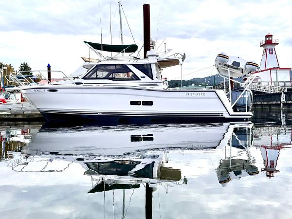 2025 Cutwater C-288 Coupe