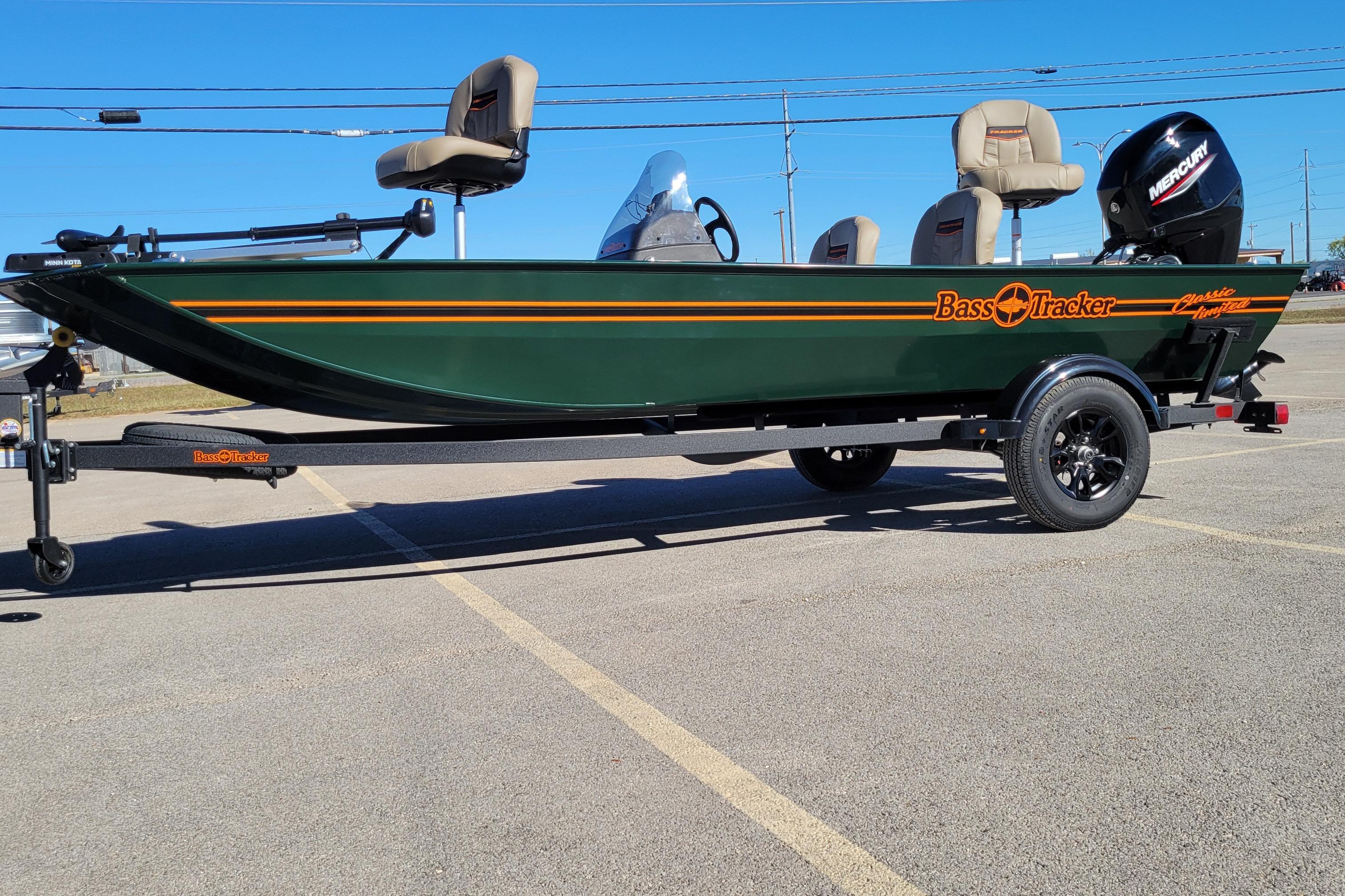 2026 Tracker Bass Tracker Classic Limited